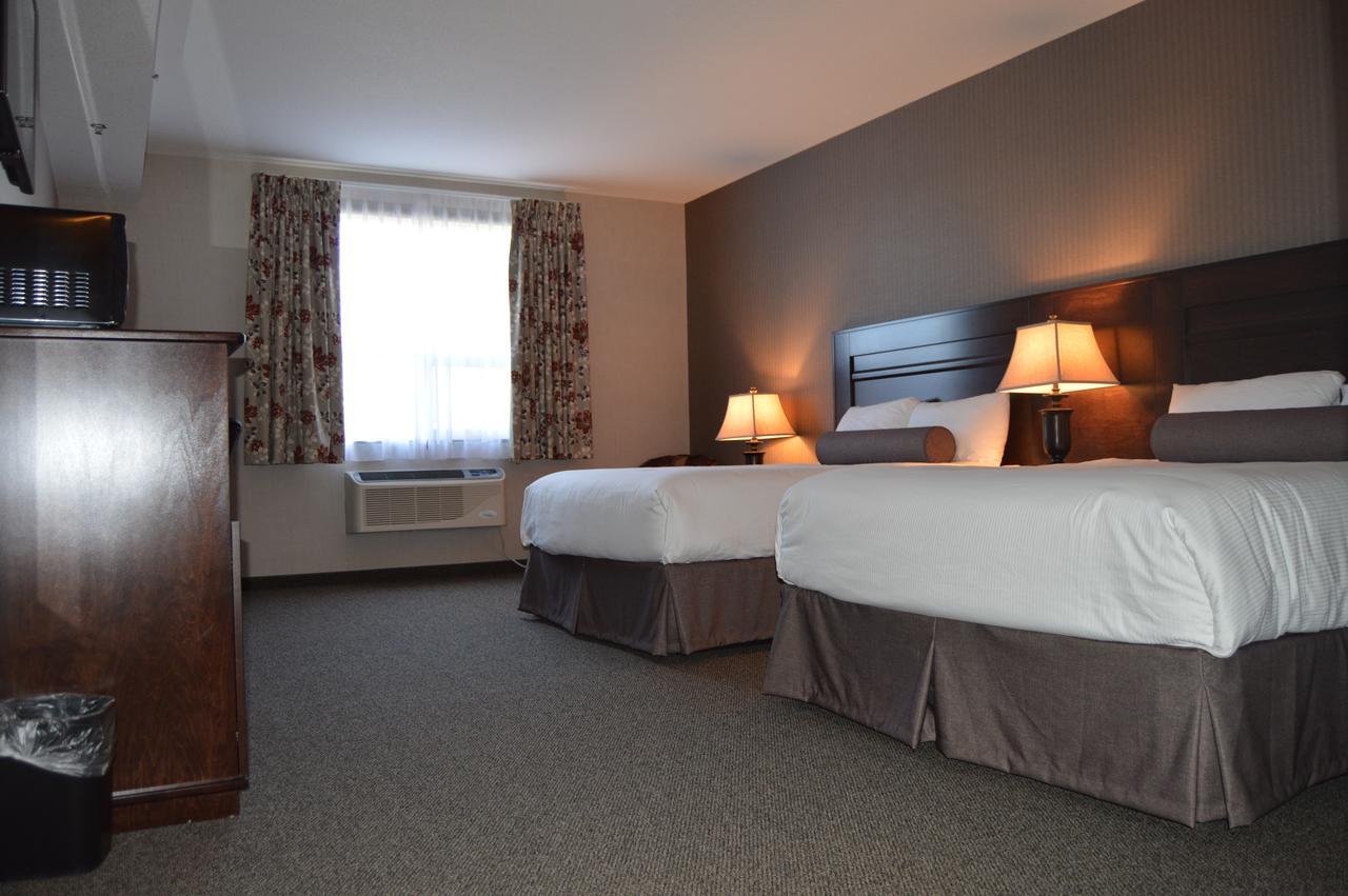 Cobble Creek Lodge Maple Creek Dış mekan fotoğraf